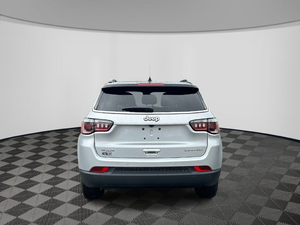 Certified 2026 Jeep Compass Limited AWD/4WD image 4