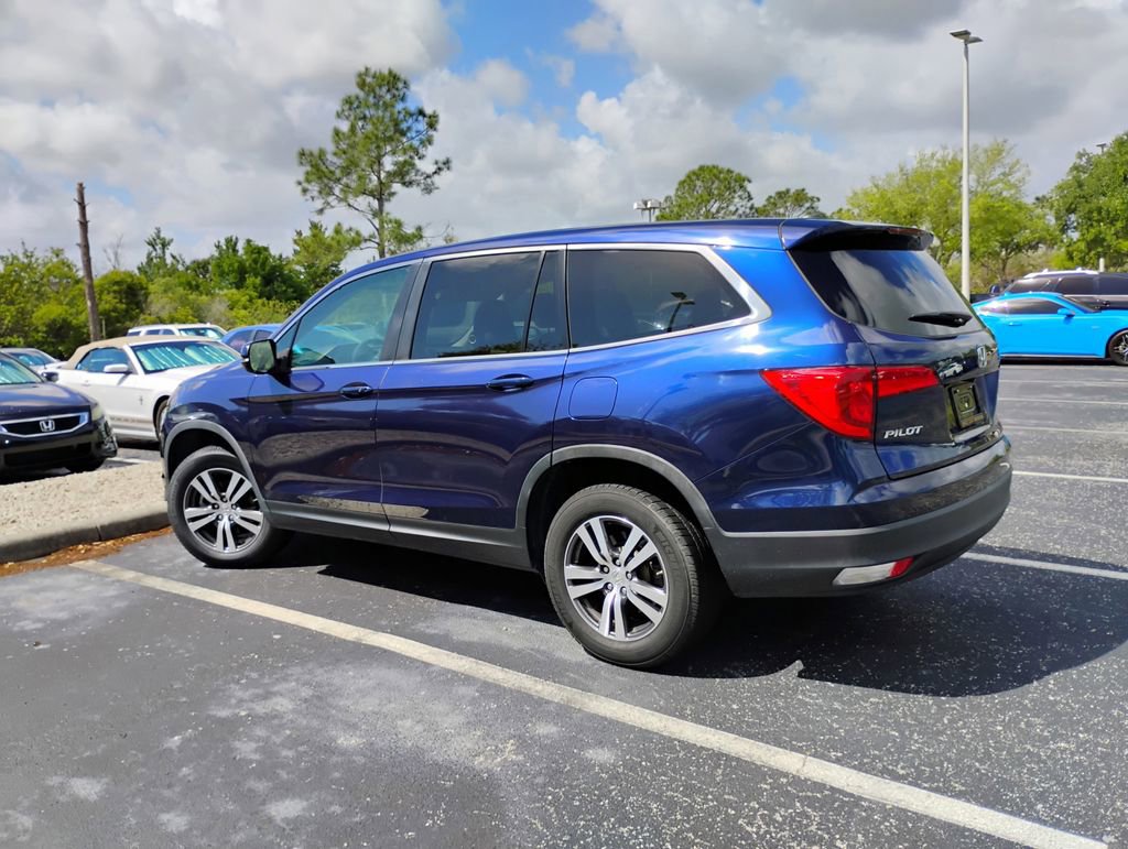 Used 2017 Honda Pilot EX image 8