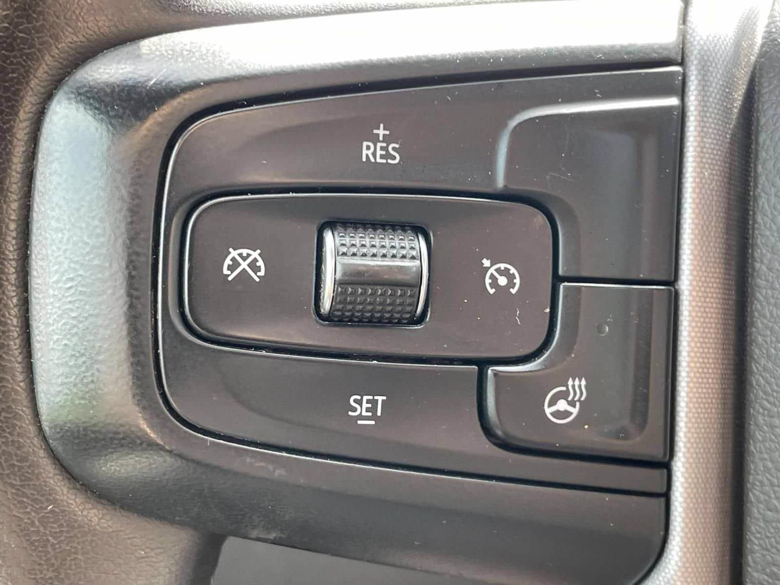 Used 2021 GMC Sierra 1500 SLE RWD image 26