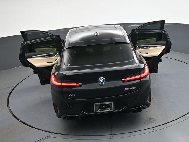 Used 2024 BMW X4 M40i w/ Premium Package image 39
