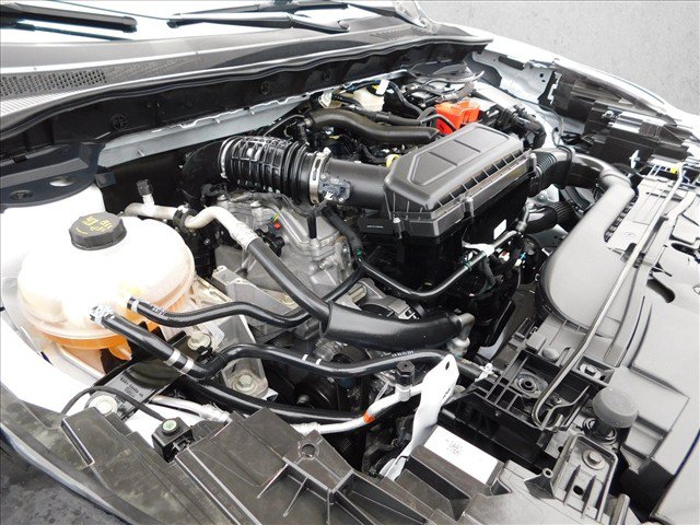 Used 2025 Ford Escape Active AWD/4WD image 29