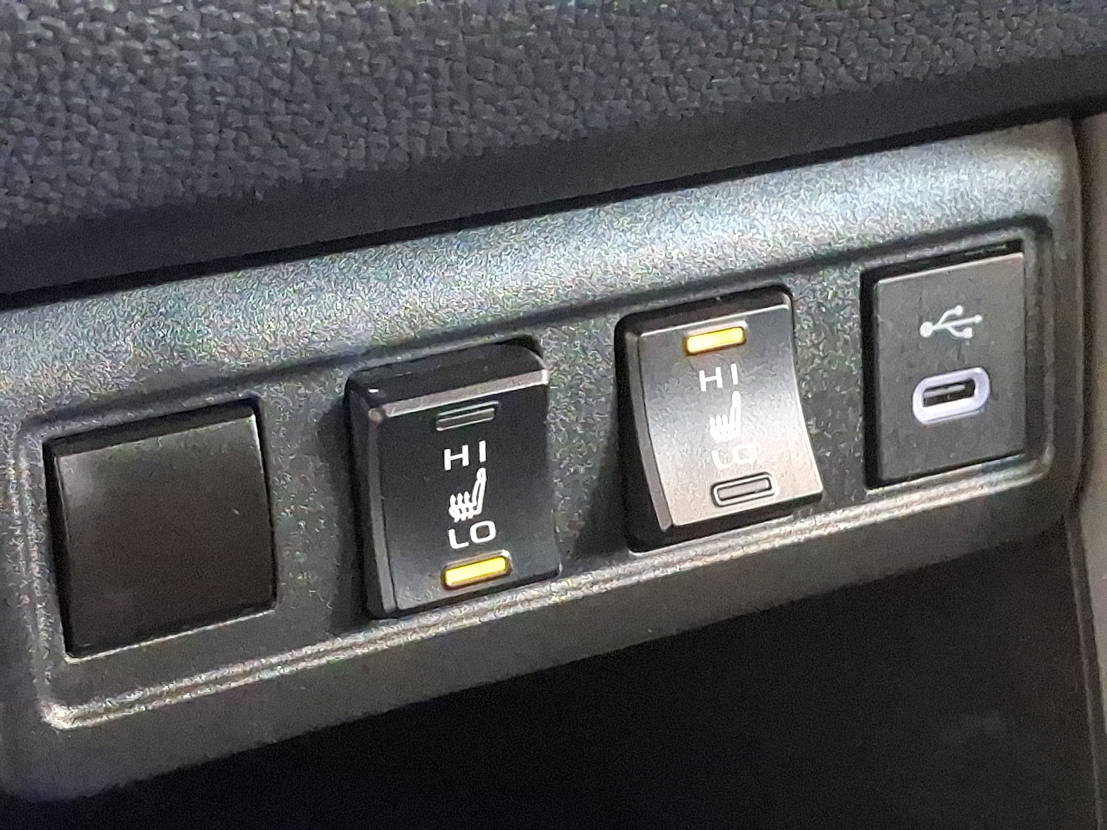 Certified 2023 Toyota Corolla Cross XSE image 22