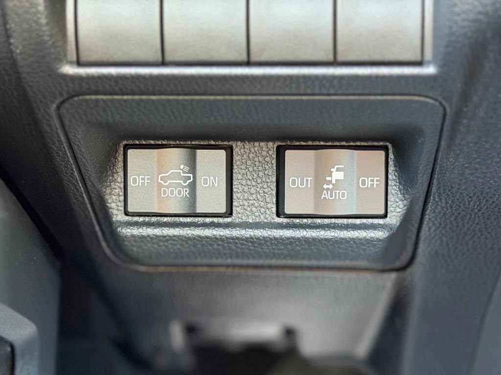 Certified 2025 Toyota Tacoma Limited AWD/4WD image 26