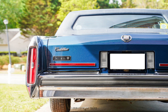 Used 1989 Cadillac Brougham RWD image 33