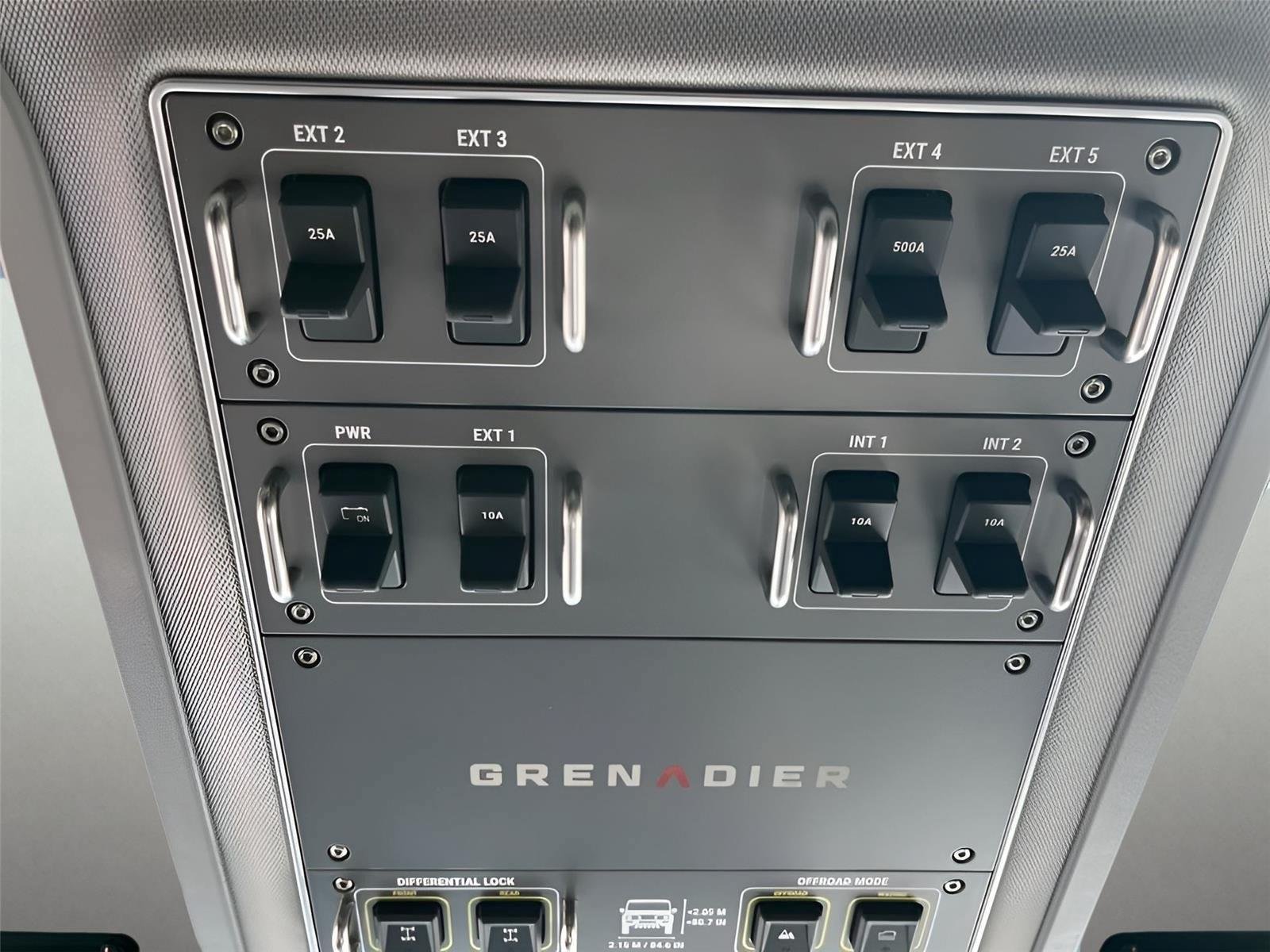 Used 2024 INEOS Grenadier Station Wagon AWD/4WD image 22