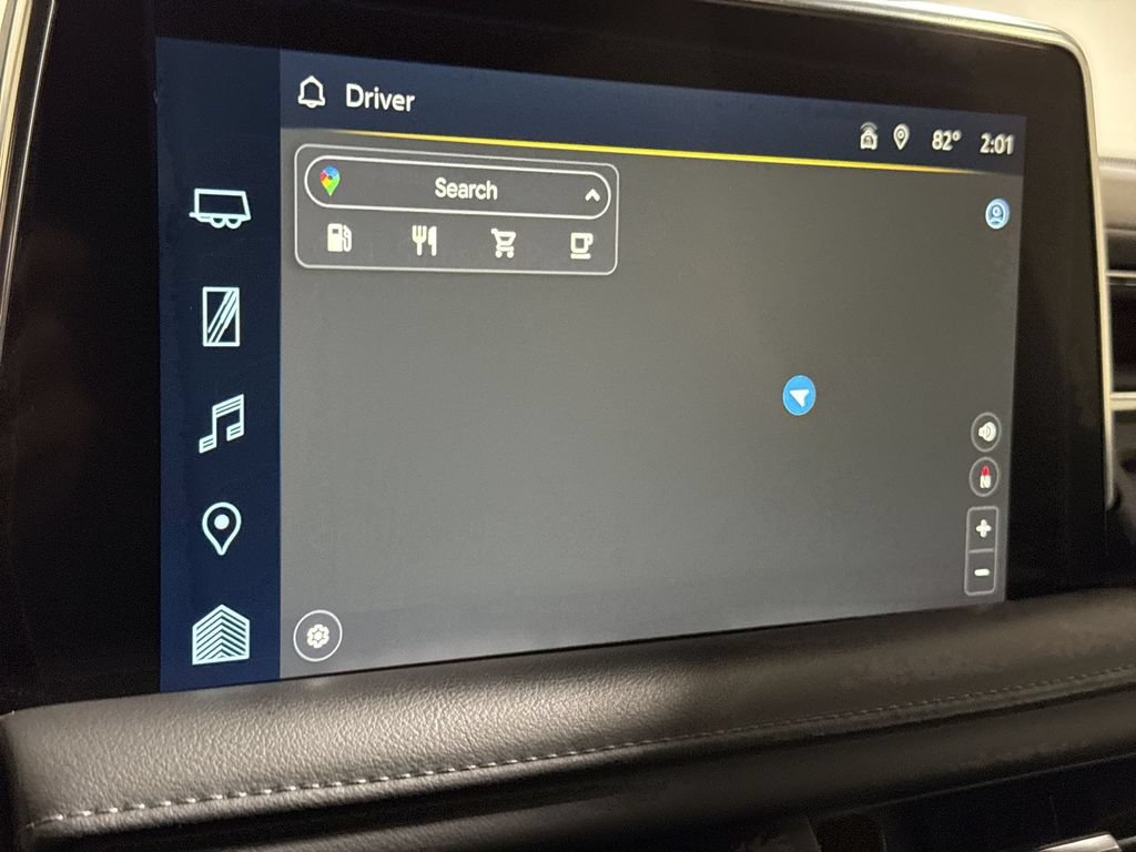 Used 2022 Chevrolet Suburban Z71 w/ Z71 Off-Road Package AWD/4WD image 15