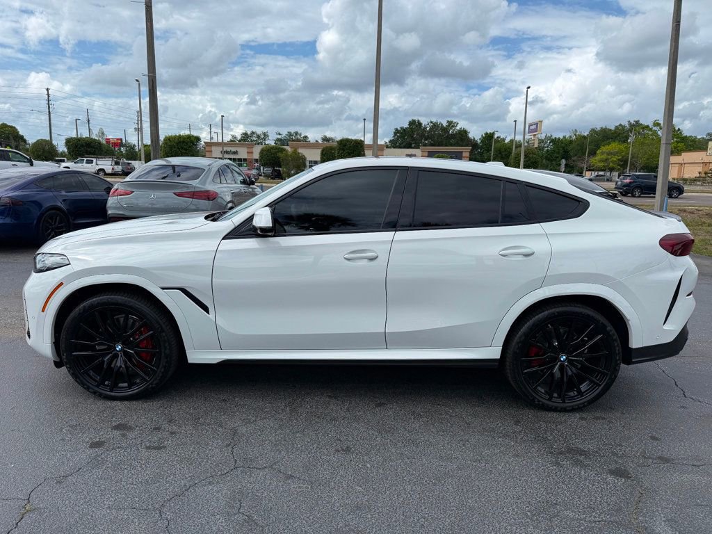Used 2026 BMW X6 xDrive40i w/ Climate Comfort Package image 8