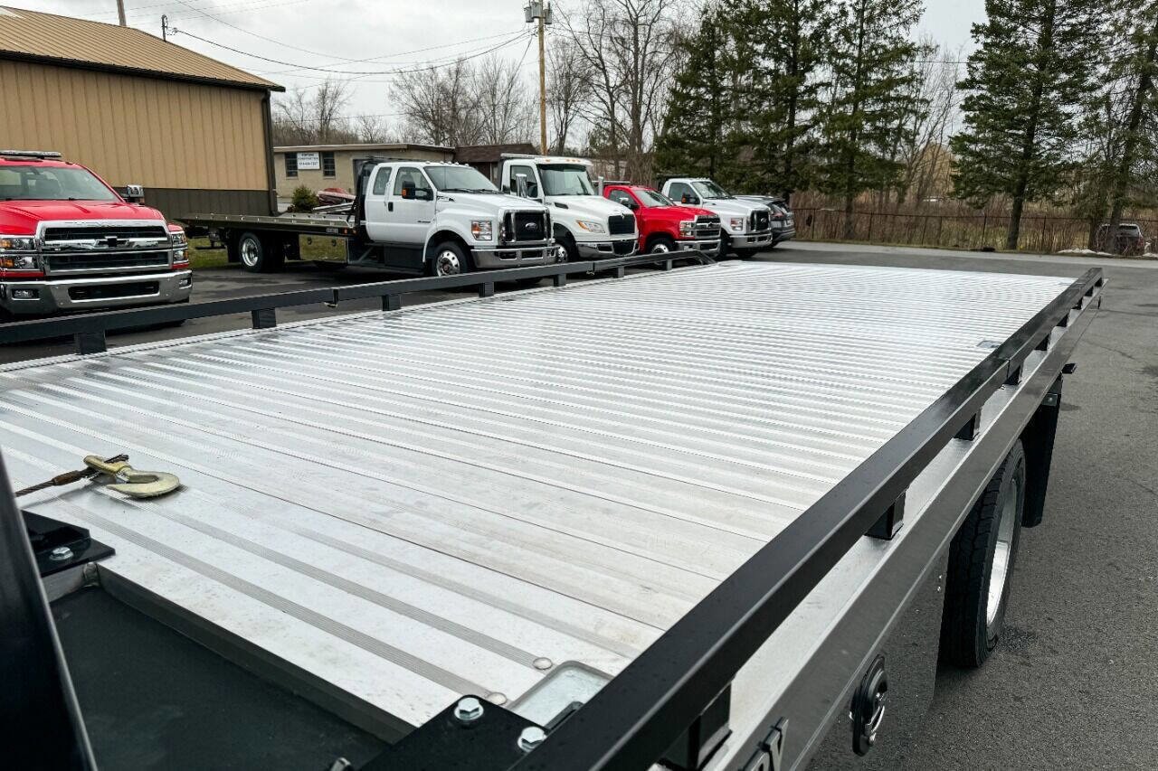 Used 2024 RAM 5500 SLT w/ Quick Order Package 2YG SLT image 37