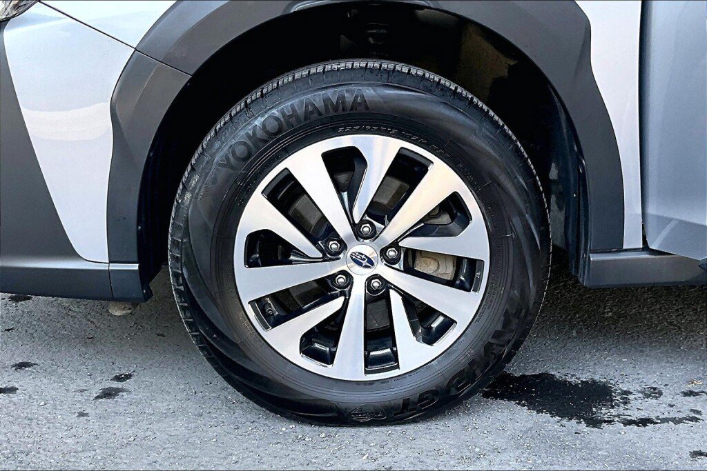 Certified 2024 Subaru Outback AWD/4WD image 16