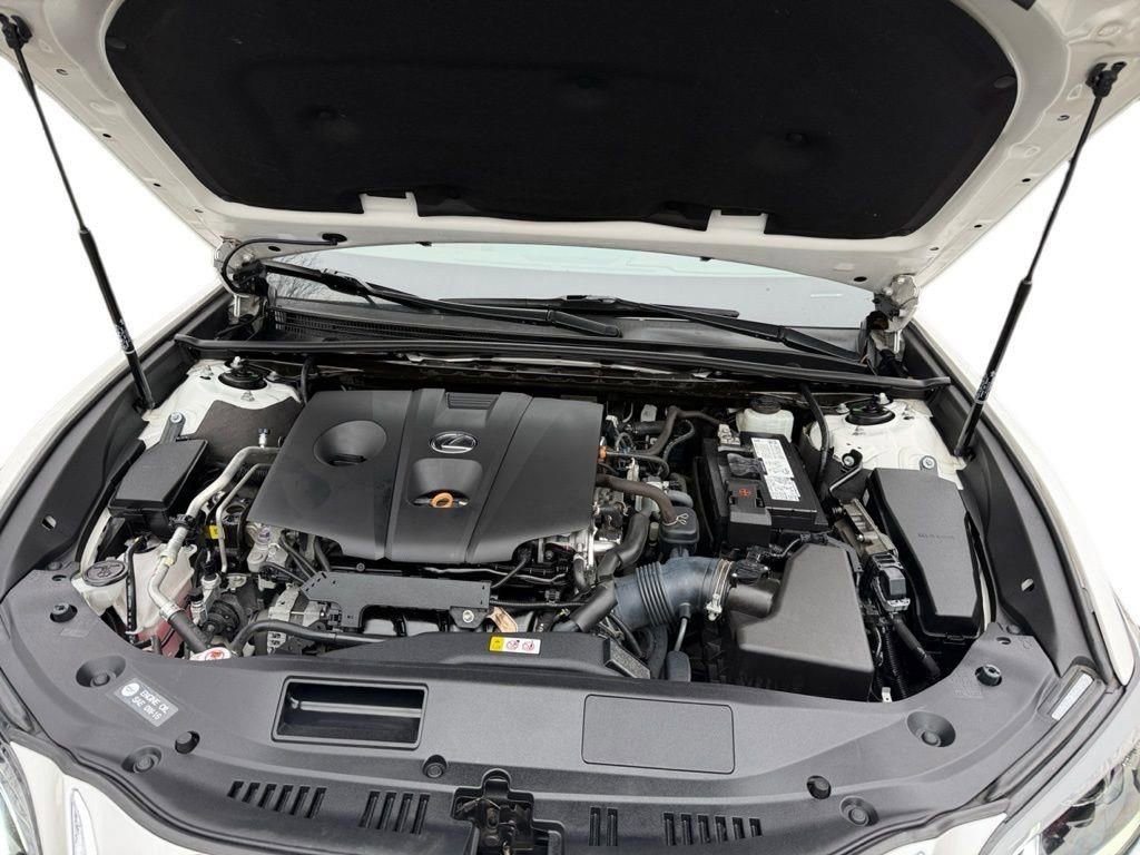 Used 2021 Lexus ES 250 w/ Premium Package image 17