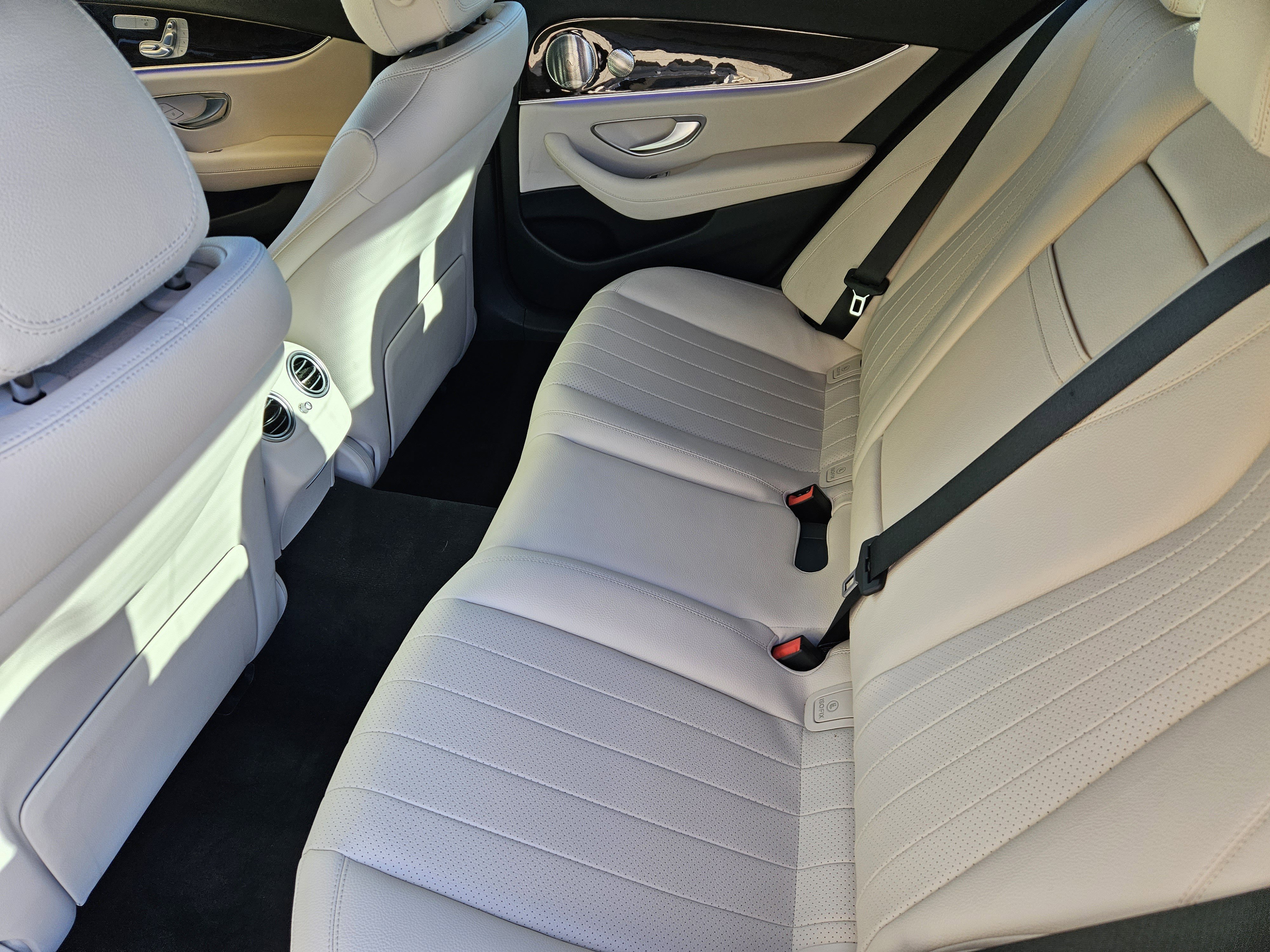 Certified 2023 Mercedes-Benz E 350 4MATIC Sedan image 30