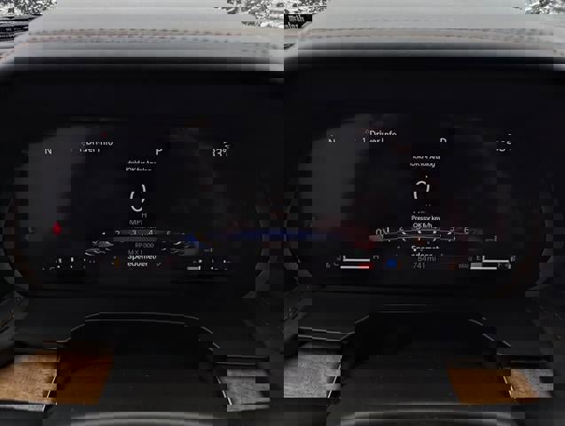 Used 2023 Jeep Grand Cherokee L Summit image 2