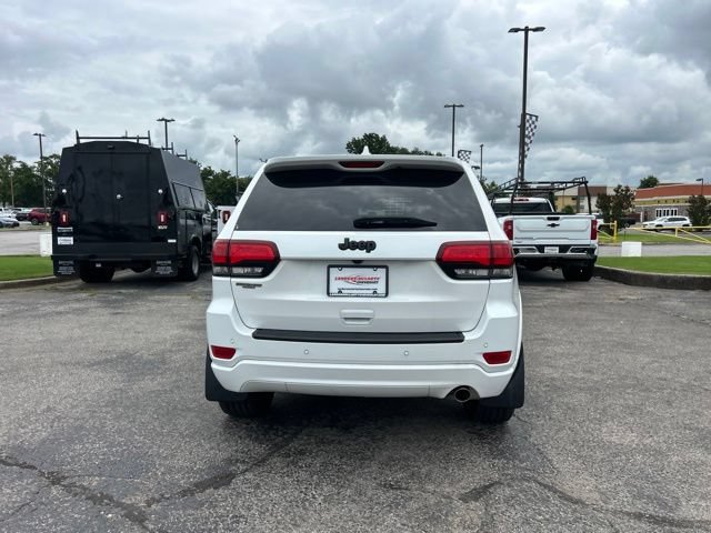 Used 2022 Jeep Grand Cherokee Laredo X RWD image 4