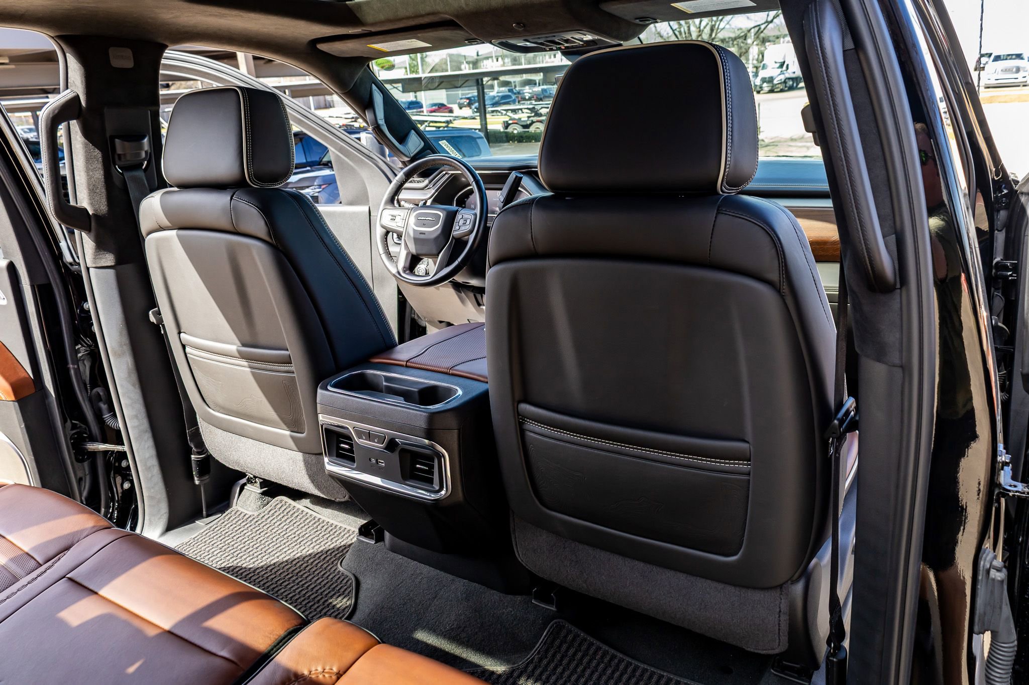 Used 2024 GMC Sierra 2500 Denali Ultimate w/ Max Trailering Package image 32