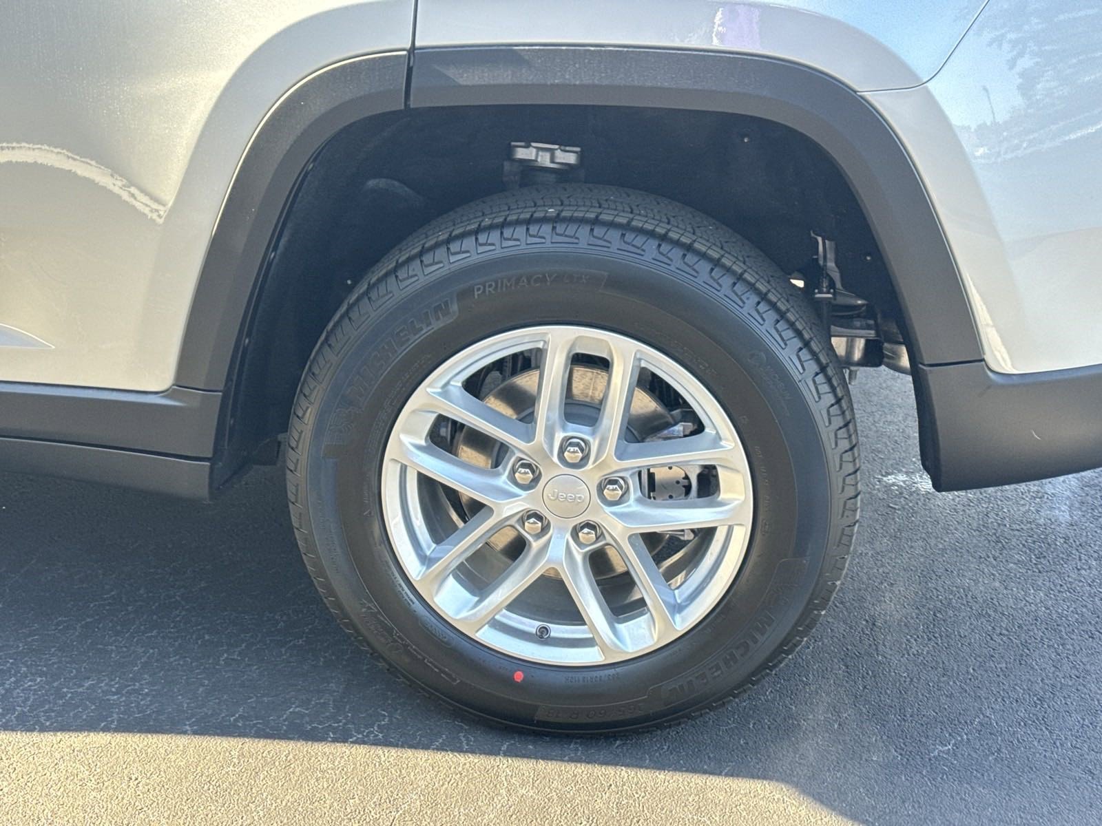 New 2025 Jeep Grand Cherokee Laredo X image 13