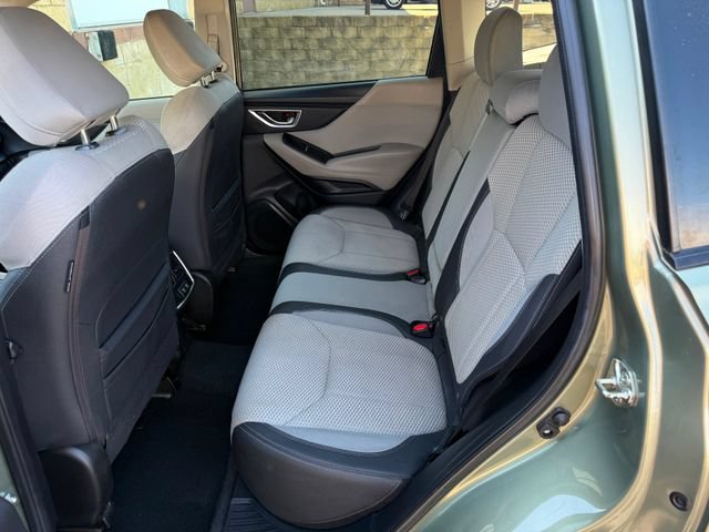 Used 2019 Subaru Forester Premium AWD/4WD image 6