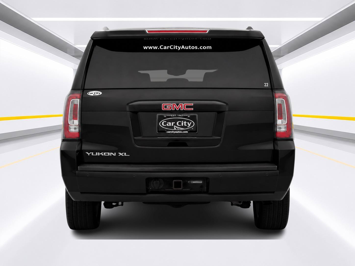 Used 2017 GMC Yukon XL SLT RWD image 4