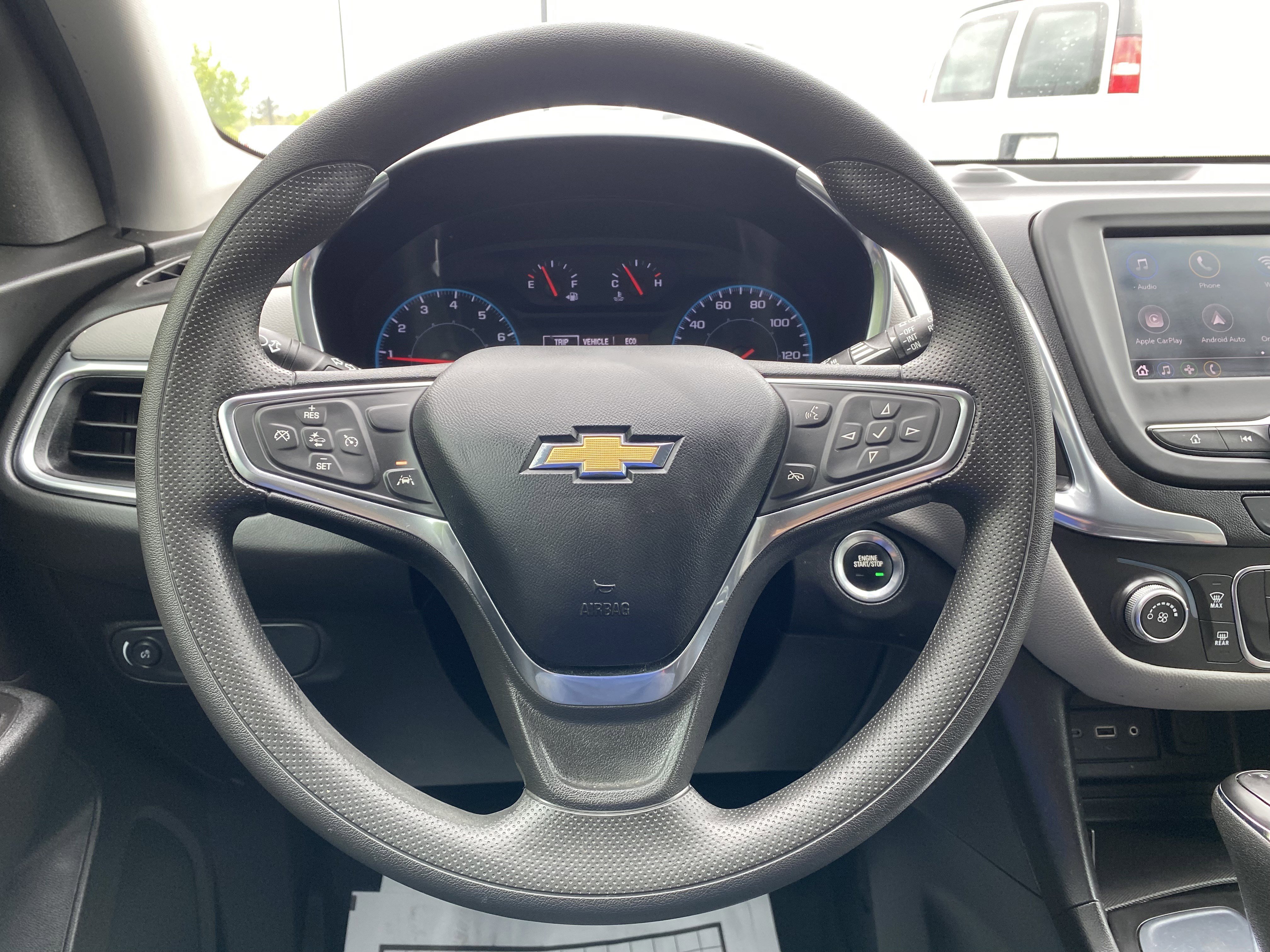 Used 2021 Chevrolet Equinox LS w/ LS Convenience Package image 18