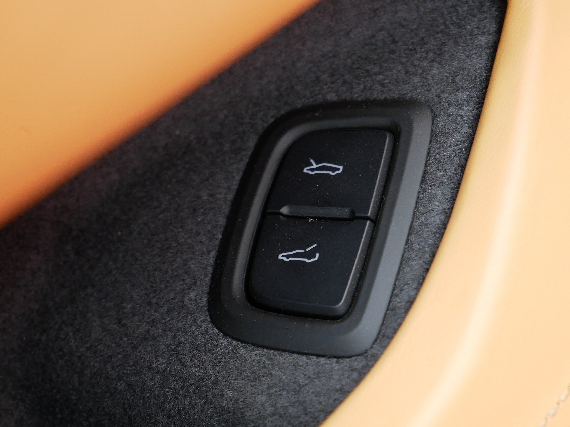 Used 2025 Chevrolet Corvette E-Ray AWD/4WD image 15
