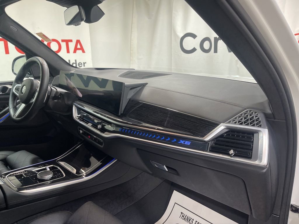 Used 2026 BMW X5 xDrive40i image 13