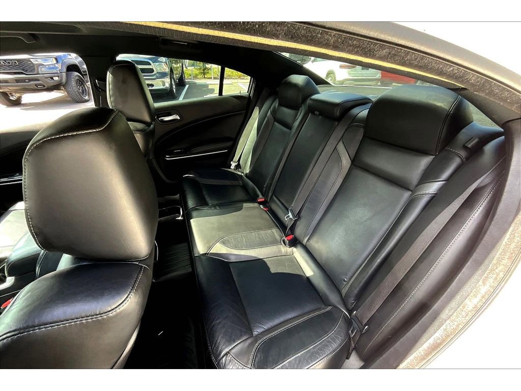 Used 2020 Dodge Charger SXT w/ Leather Interior Group RWD image 26