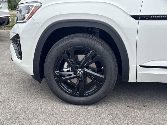 New 2026 Volkswagen Atlas Cross Sport SEL R-Line image 13