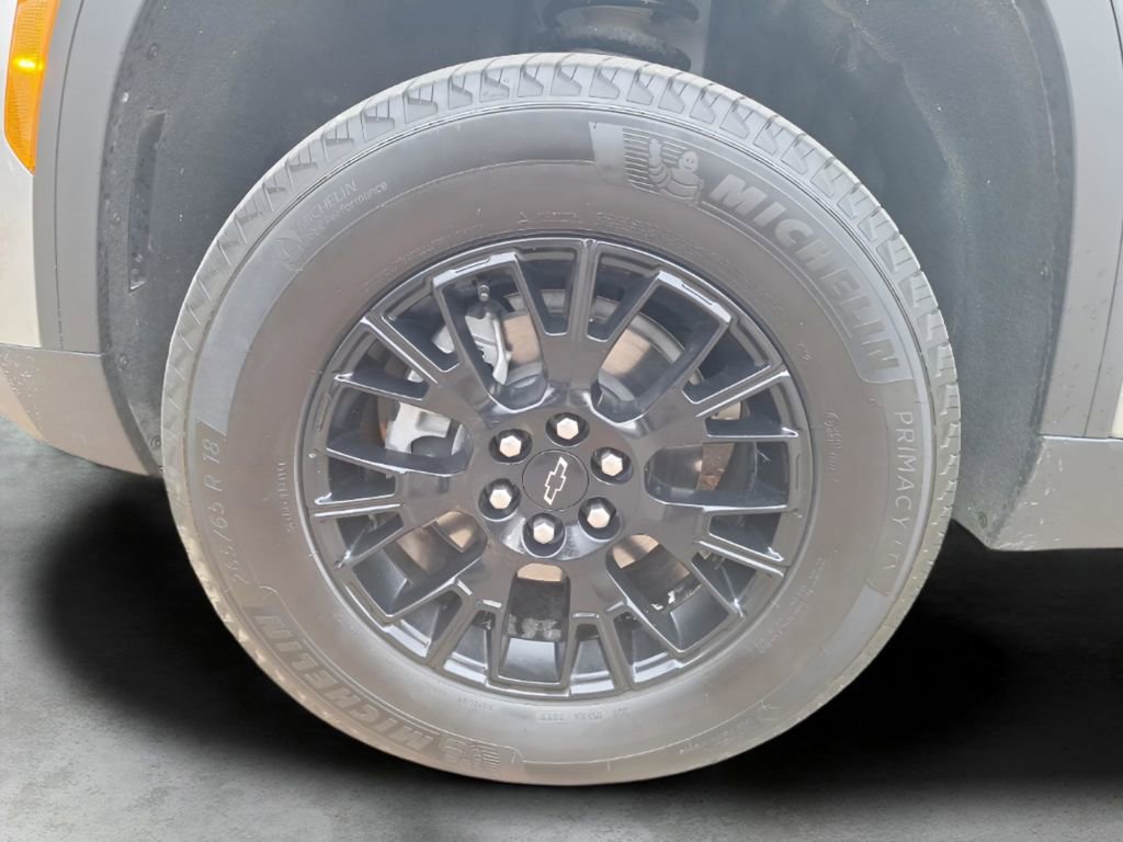 Used 2025 Chevrolet Traverse Z71 image 35