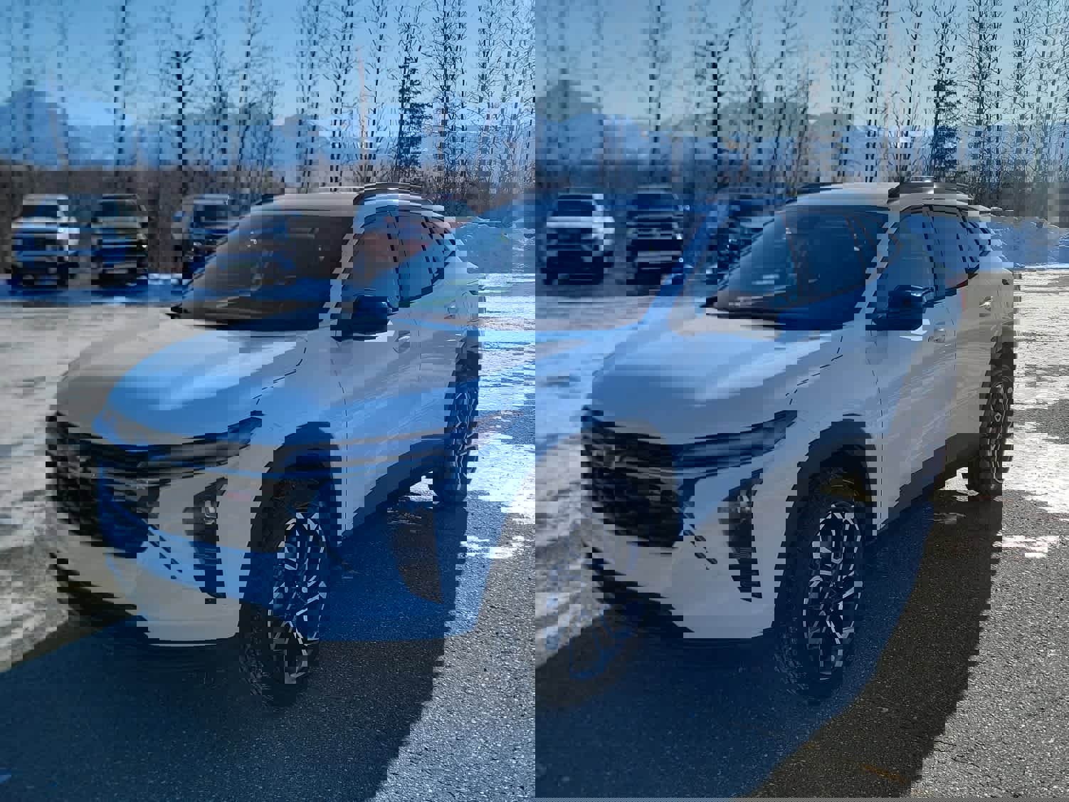 Used 2026 Chevrolet Trax RS