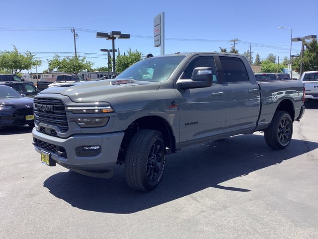 New 2026 RAM 2500 Laramie w/ Night Edition AWD/4WD image 5