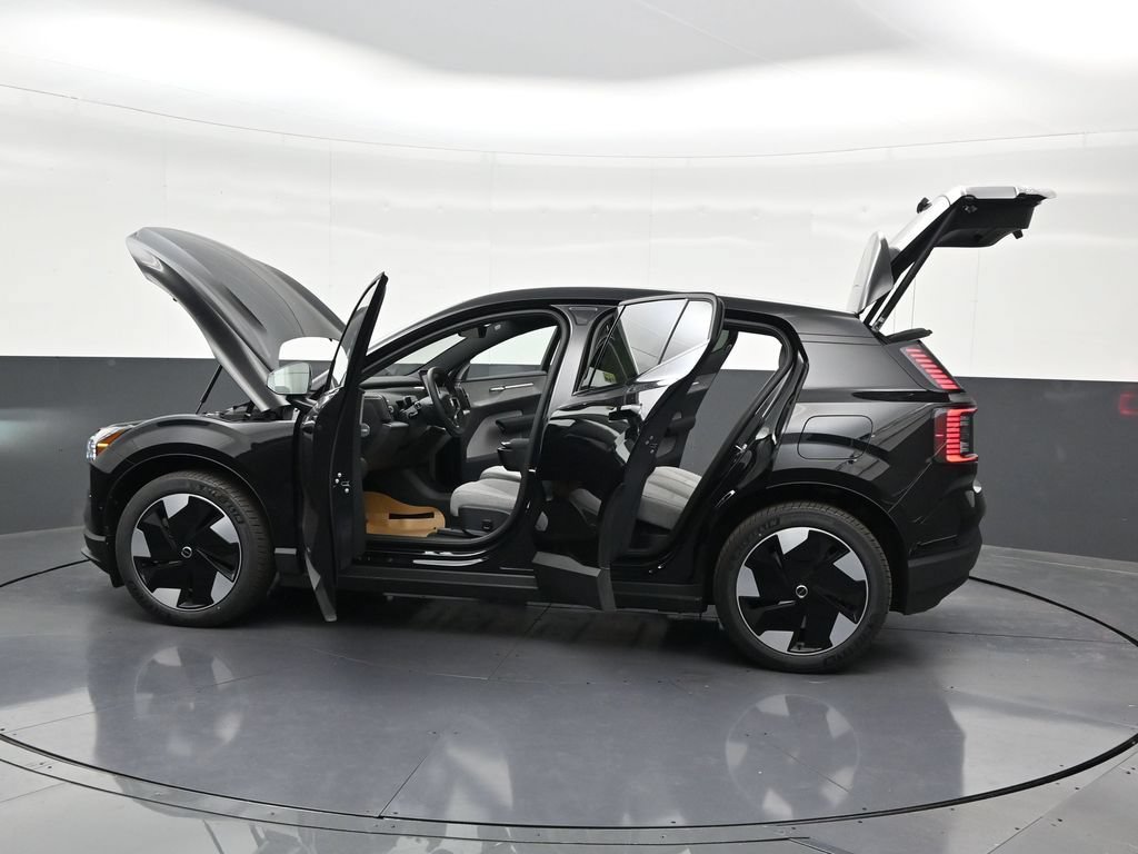 New 2026 Volvo EX30 Ultra w/ Protection Package AWD/4WD image 31