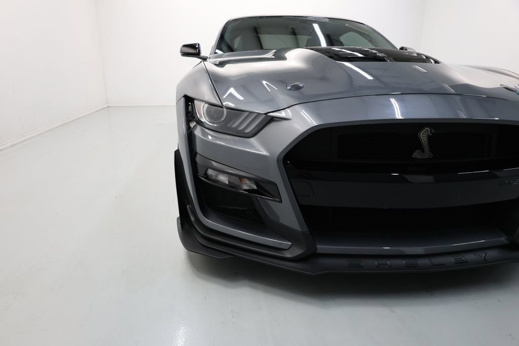 Used 2022 Ford Mustang Shelby GT500 w/ Carbon Fiber Track Pack RWD image 63