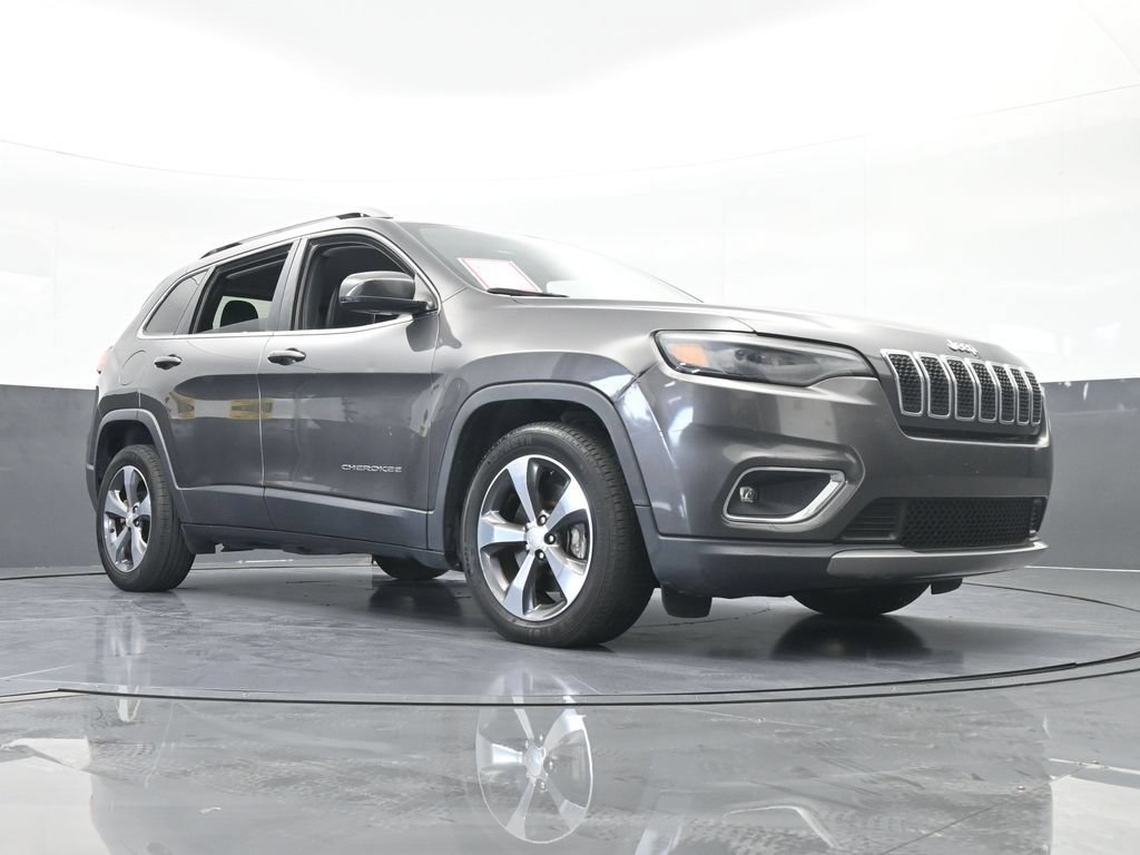 Used 2019 Jeep Cherokee Limited FWD image 60