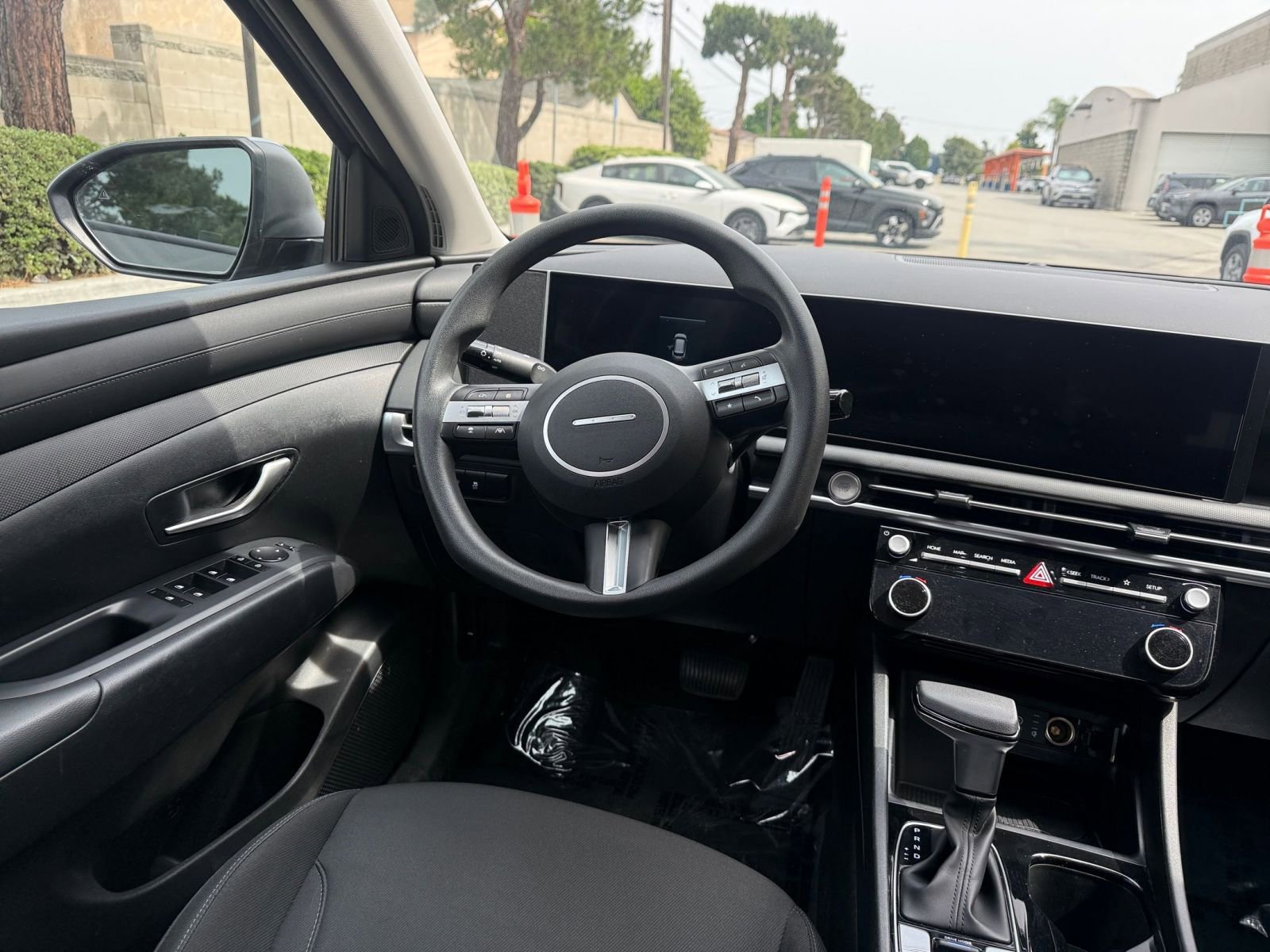 Used 2025 Hyundai Tucson SEL image 32