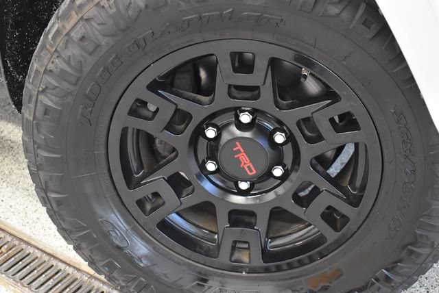 Used 2021 Toyota 4Runner TRD Off-Road Premium w/ Moonroof Package AWD/4WD image 29