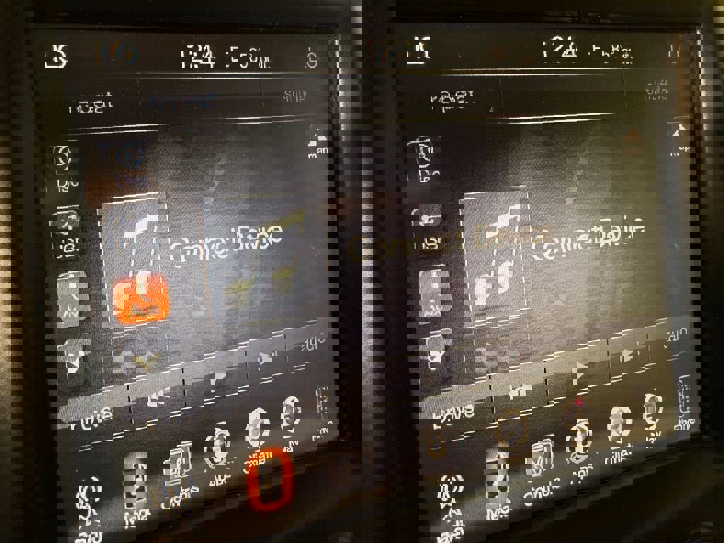 Used 2016 RAM 2500 Laramie w/ Convenience Group AWD/4WD image 30