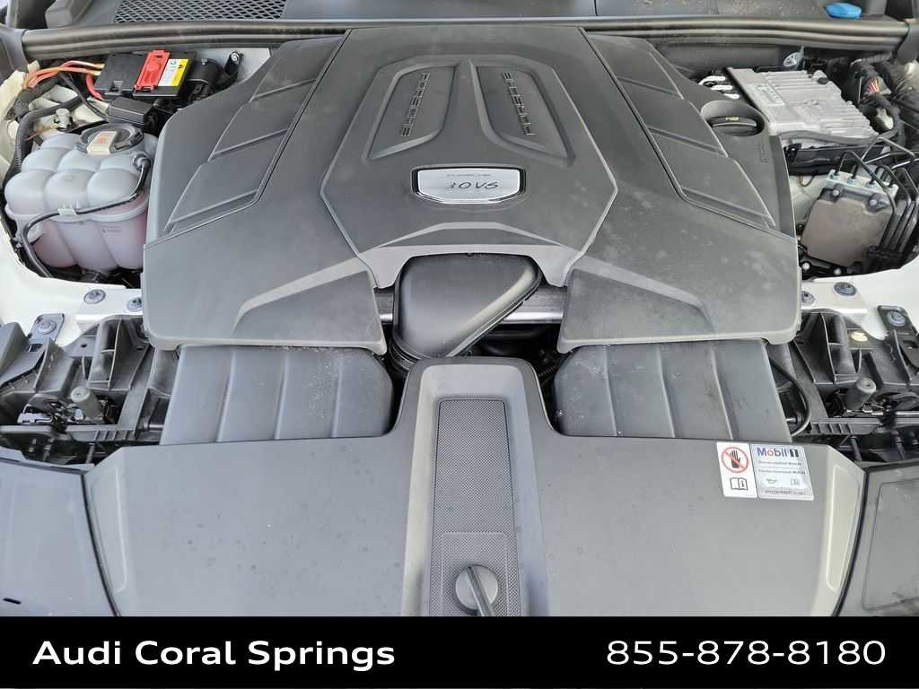 Used 2021 Porsche Cayenne image 17