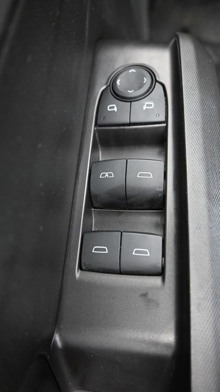 Used 2024 Chevrolet Colorado Trail Boss w/ Technology Package image 25