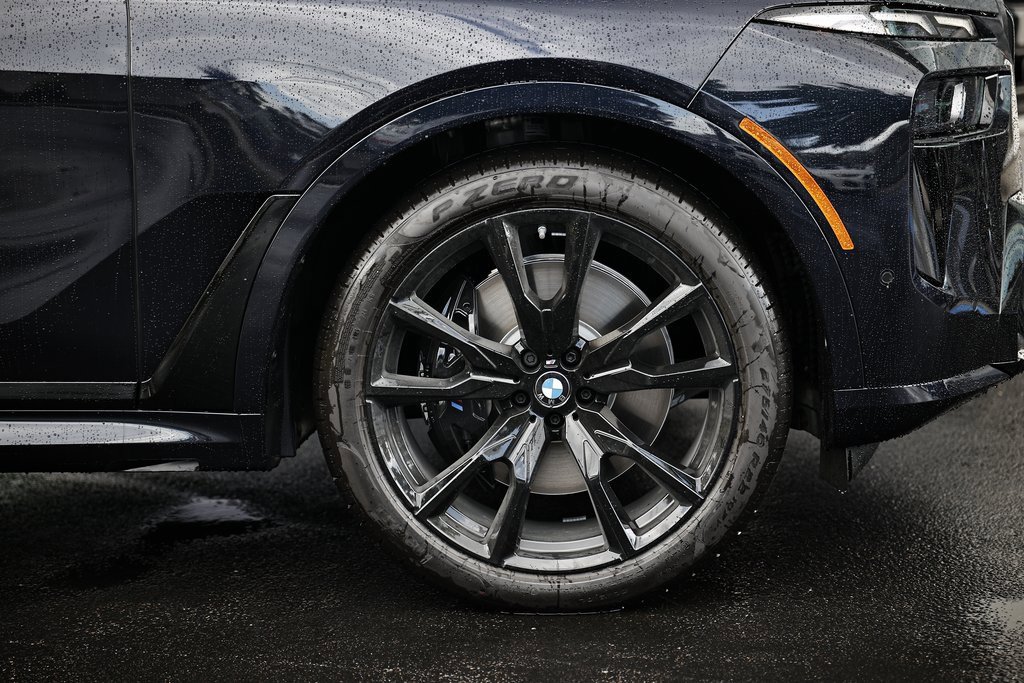 New 2026 BMW X7 xDrive40i w/ M Sport Package image 4