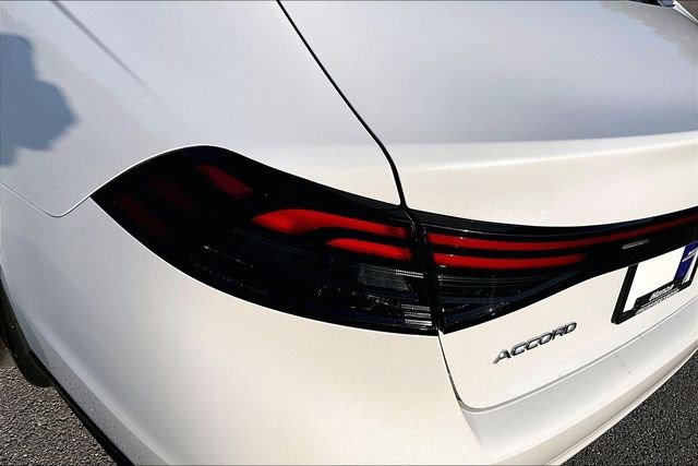 Certified 2023 Honda Accord EX image 21