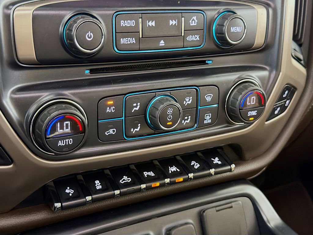 Used 2018 GMC Sierra 1500 Denali w/ Denali Ultimate Package AWD/4WD image 18