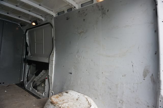 Used 2019 Mercedes-Benz Sprinter 144 image 37