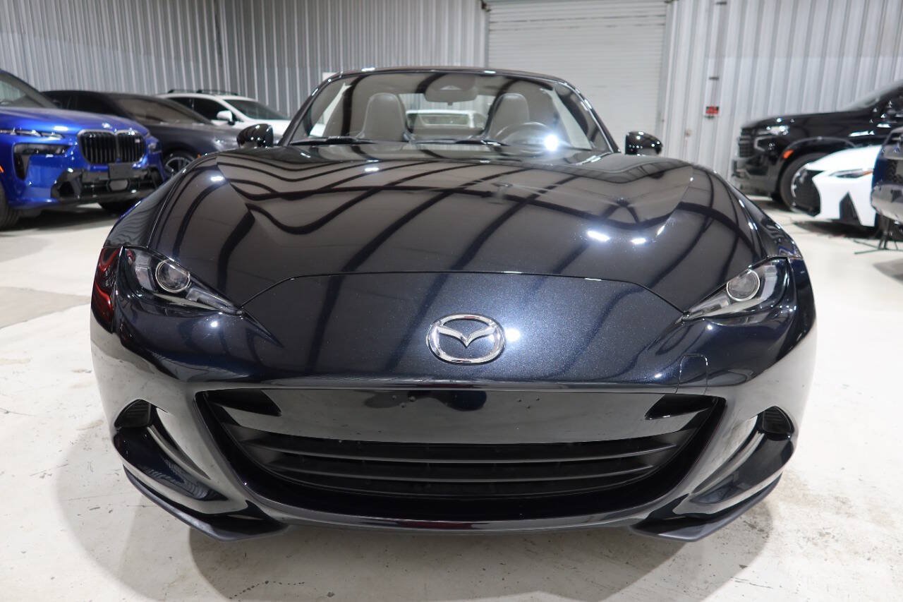 Used 2025 MAZDA MX-5 Miata RF Club RWD image 8