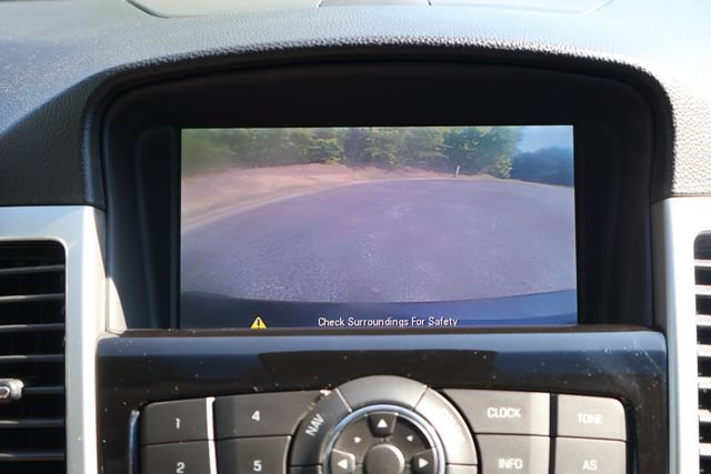 Used 2014 Chevrolet Cruze Diesel FWD image 12