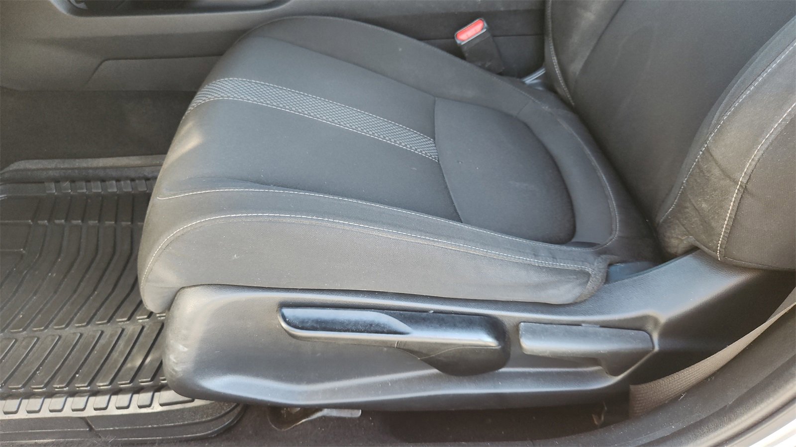 Used 2020 Honda Civic LX image 17