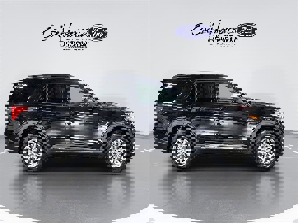 Used 2022 Ford Explorer XLT image 10