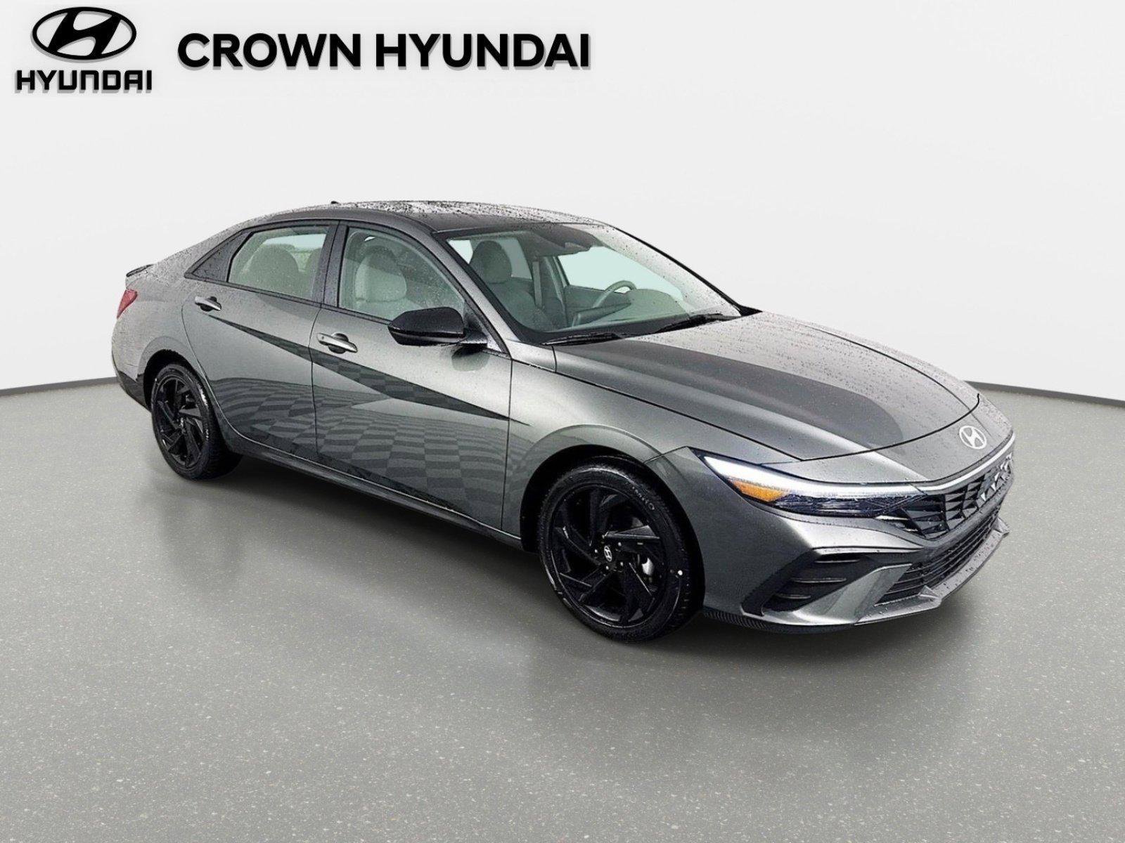 New 2026 Hyundai Elantra Sport FWD image 3