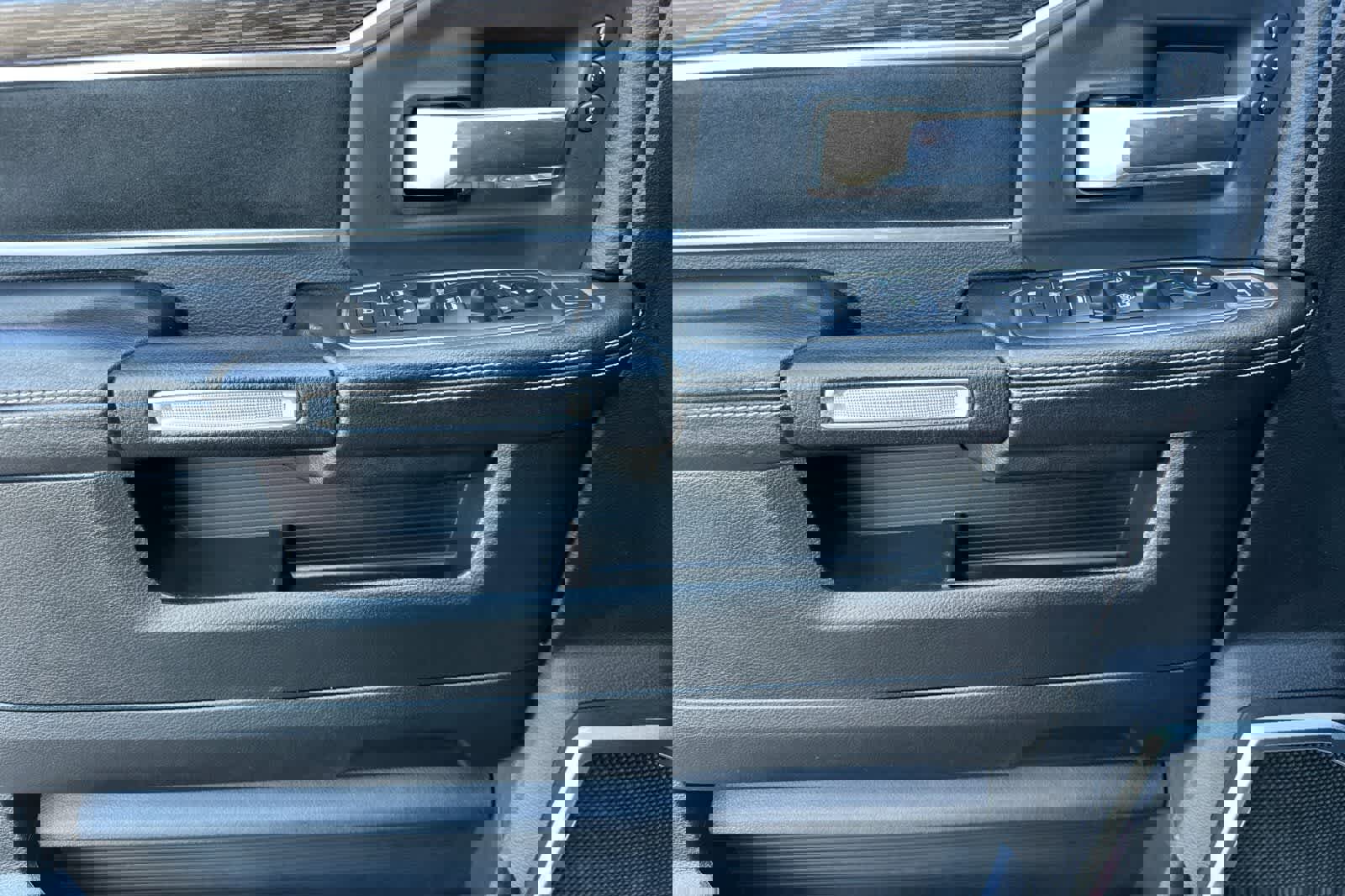 Used 2019 RAM 2500 Laramie image 12