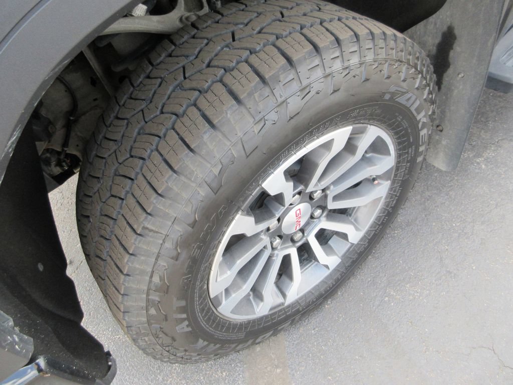 Certified 2022 GMC Sierra 1500 AT4 AWD/4WD image 13