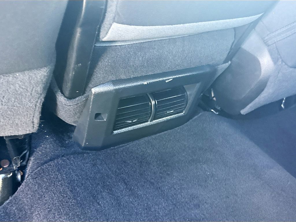 Used 2022 RAM 1500 Classic SLT RWD image 27