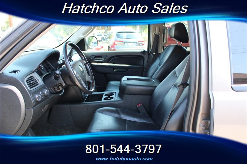 Used 2012 Chevrolet Suburban LT AWD/4WD image 13